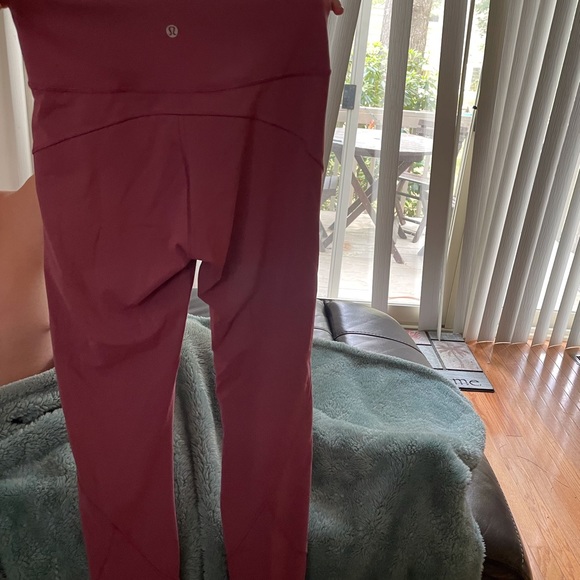 Lululemon - Picture 11 of 12